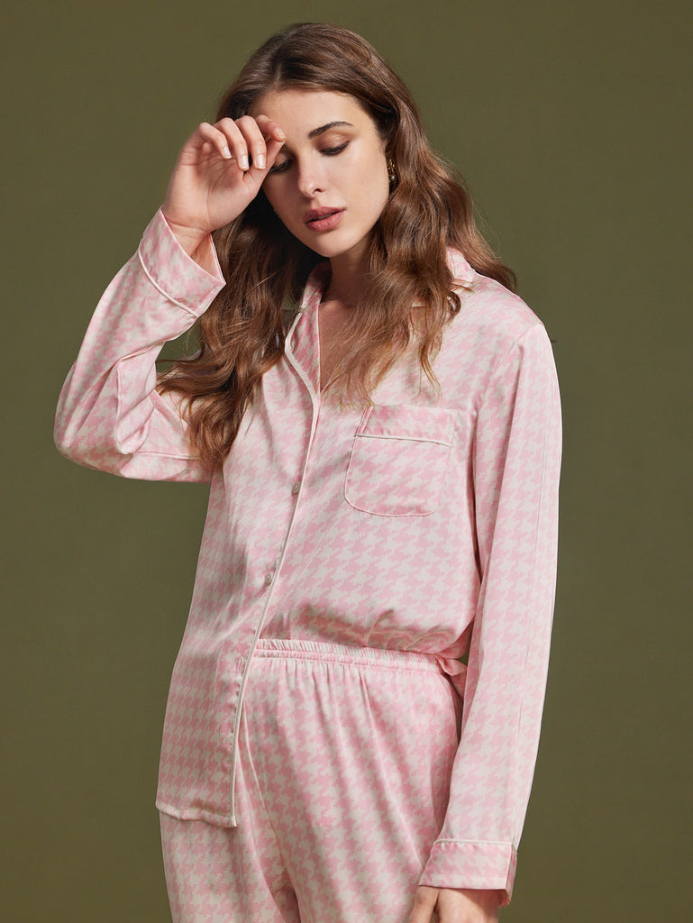 Pyjama en satin à imprimé pied-de-poule